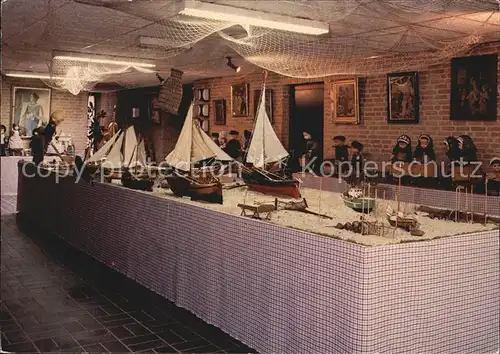 Spakenburg Klederdracht en Visserijmuseum Kat. Bunschoten Spakenburg