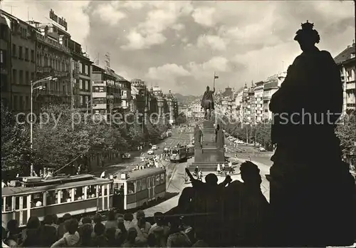 Praha Prahy Prague Vaclavske namesti Wenzelsplatz Strassenbahn Denkmal Reiterstandbild Statue Kat. Praha