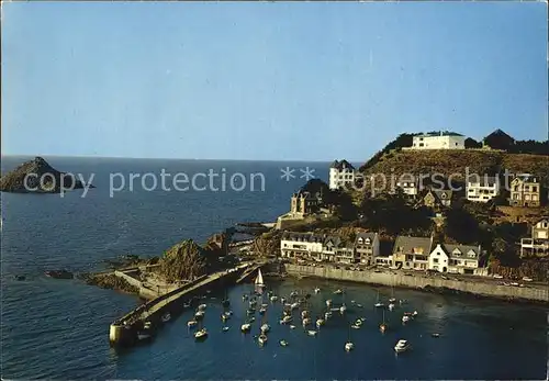 Val Andre Port de Piegu a gauche le Verdelet vue aerienne Kat. Pleneuf Val Andre