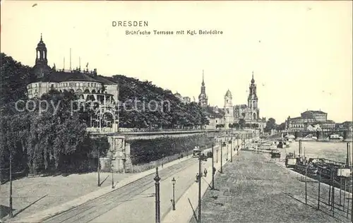 Dresden Bruehlsche Terrasse mit Belverdere Kat. Dresden Elbe