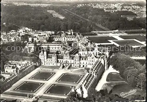 Fontainebleau Seine et Marne Le Chateau Vue aerienne Kat. Fontainebleau