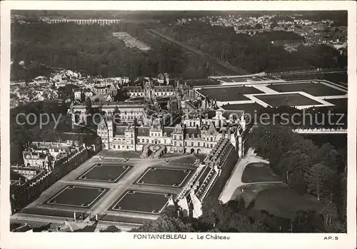 Fontainebleau Seine et Marne Le Chateau Vue aerienne Kat. Fontainebleau