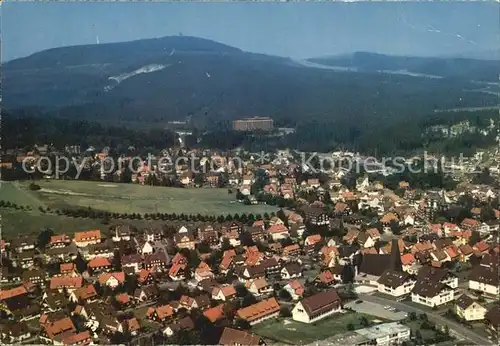 Braunlage Heilklimatischer Hoehenluftkurort Fliegeraufnahme Kat. Braunlage Harz