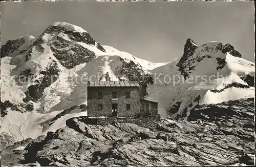 Zermatt VS Gandegghuette Breithorn Kleines Matterhorn Berghuette Walliser Alpen Kat. Zermatt