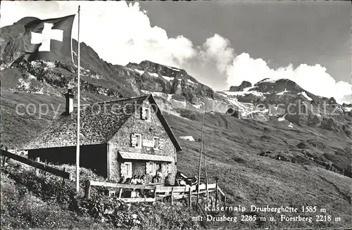 Drusberghuette mit Drusberg und Forstberg Schweizer Flagge Kat. Kaesernalp Unteriberg