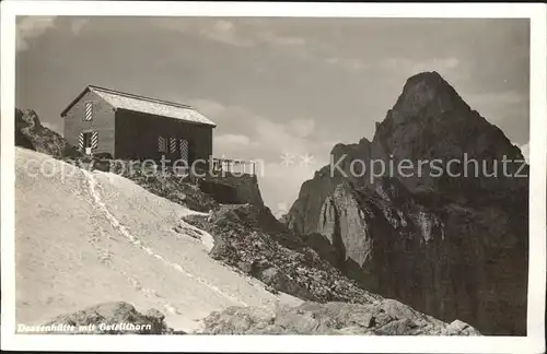 Dossenhuette mit Gstellihorn Schutzhaus Berner Alpen Kat. Dossen