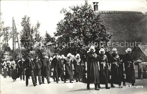 Staphorst Kerkgang Kat. Staphorst