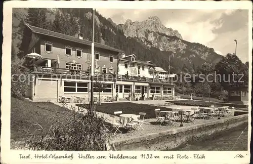 Haller Tirol Hotel Alpenhof mit Rote Flueh Tannheimer Berge Kat. Haller am Haldensee Tannheimer Tal