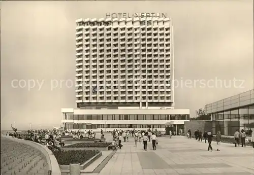 Warnemuende Ostseebad Hotel Neptun mit Meeresbrandungsbad Kat. Rostock