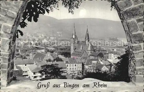 Bingen Rhein Durchblick zur Kirche Kat. Bingen am Rhein
