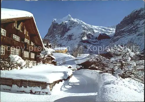 Grindelwald Dorfpartie mit Wetterhorn Terrassenweg Kat. Grindelwald