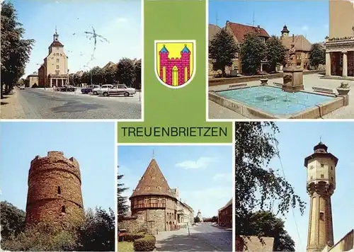 Treuenbrietzen  Rathaus Brunnen x 1990 / Treuenbrietzen /Potsdam-Mittelmark LKR