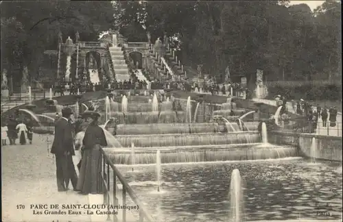 Paris Saint-Cloud Parc Grand Eaux Cascade x / Paris /Arrond. de Paris