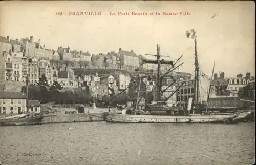 Granville Manche Petit Bassin Dampfer * / Granville /Arrond. d Avranches