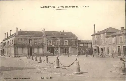 Givry-en-Argonne La Place * / Givry-en-Argonne /Arrond. de Sainte-Menehould