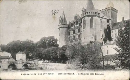 La Rochefoucauld Larochefoucault Angouleme Chateau Tardoire * / La Rochefoucauld /Arrond. d Angouleme