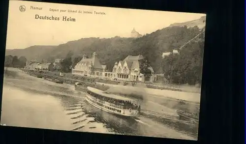Namur Depart pour Dinant du bateau Touriste *