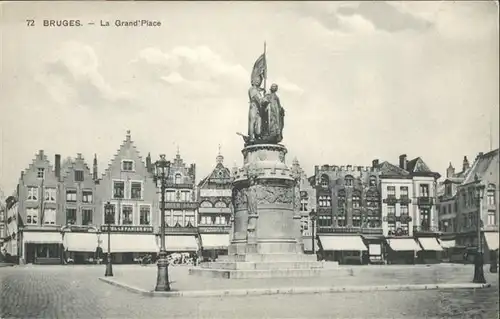 wb13710 Bruges Flandre Bruges Grand Place * Kategorie.  Alte Ansichtskarten