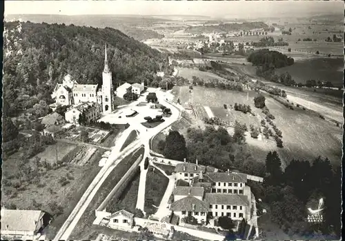 Domremy-la-Pucelle Vosges Fliegeraufnahme Basilique Carmel * / Domremy-la-Pucelle /Arrond. de Neufchateau