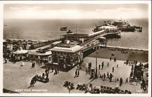 Brighton East Sussex West Pier Dampfer /  /