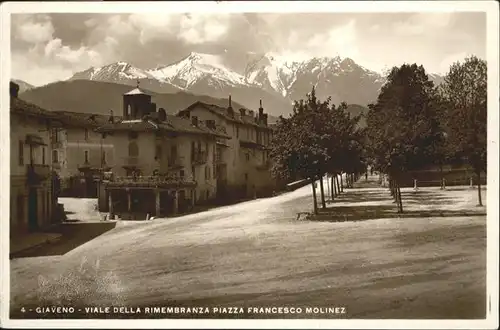 Giaveno Viale della Rimembranza Piazza Francesco Molinez / Giaveno /Torino