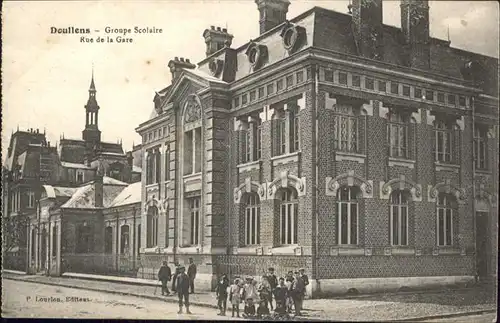 Doullens Somme Rue de la Gare
Groupe Scolaire / Doullens /Arrond. d Amiens