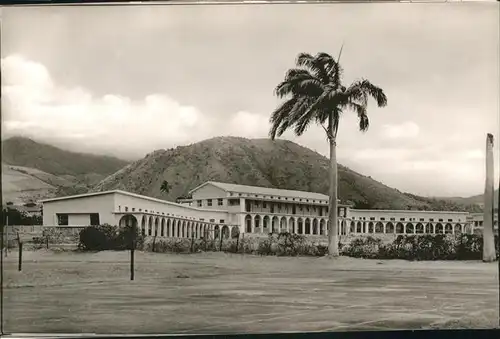 Saint Kitts Nevis New Grammar School / Basseterre /