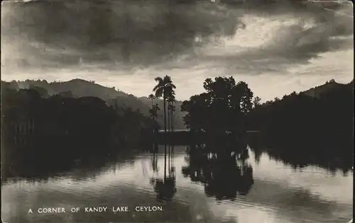 Ceylon = Sri Lanka Corner of Kandy Lake Kat. 