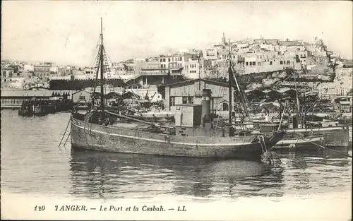 Tanger Tangier Tangiers Port et la Casbah Hafen Schiff / Marokko /