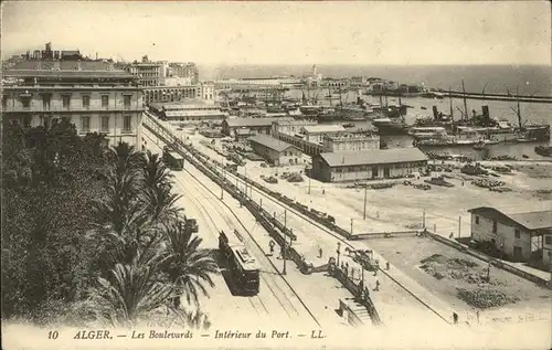 Alger Algerien Les Boulevards Interieur du Port Hafen Schiffe / Algier Algerien /
