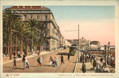 Alger Algerien Boulevard de la Republique et Square Aristide Briand Strassenbahn / Algier Algerien /