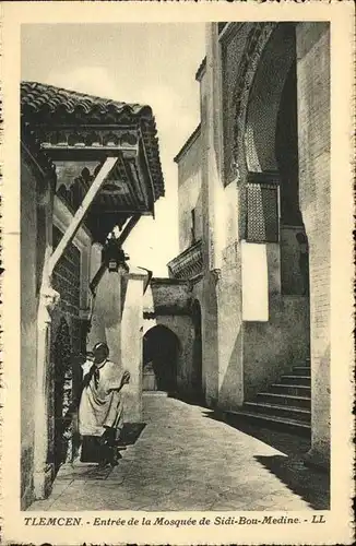 Tlemcen Entree de la Mosquee de Sidi Bou Medine