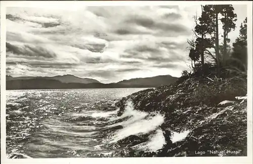 Nahuel Huapi Orilla del lago Kat. Argentinien