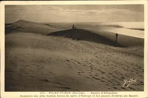La Teste-de-Buch Sommets des plus hautes dunes de sable d'Europe et les passes d'entree du Bassin d'Arcachon / La Teste-de-Buch /Arrond. d Arcachon