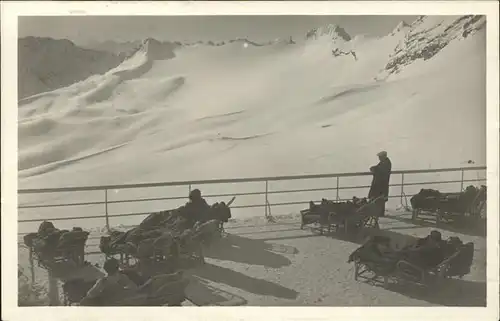 Zugspitze Obere Liegeterrasse im Sporthotel Schneefernerhaus / Garmisch-Partenkirchen /Garmisch-Partenkirchen LKR