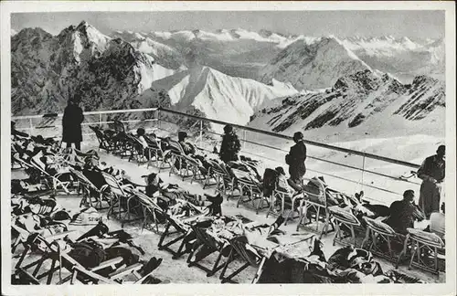 Zugspitze Hotel Terrasse Alpenpanorama Schneefernerhaus / Garmisch-Partenkirchen /Garmisch-Partenkirchen LKR