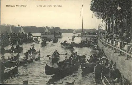 Uhlenhorst Faehrhaus Boote / Hamburg /Hamburg Stadtkreis