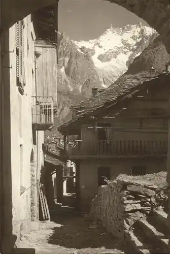 Courmayeur Aosta Dorfgasse Dente del Gigante