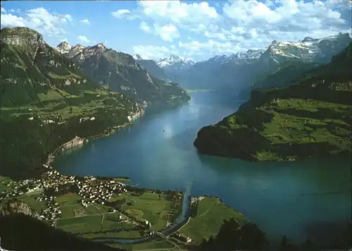 Brunnen Vierwaldstaettersee SZ Brunnen Vierwaldstaettersee Gitschen Urirotstock /  /