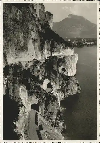 Riva del Garda Strada Gardesana /  /Trento