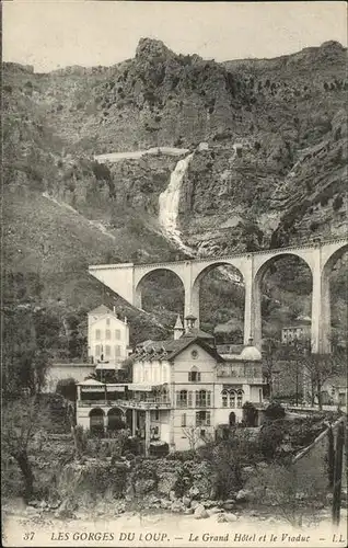 Le Bar-sur-Loup Le Grand Hotel et le Viaduc / Le Bar-sur-Loup /Arrond. de Grasse