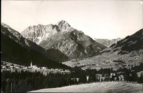 Riezlern Kleinwalsertal Vorarlberg Hirschegg Mittelberg und Widderstein Allgaeuer Alpen Kat. Mittelberg