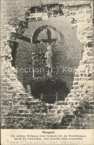 Nieuport Bains Kruzifix an einer zerschossenen Kirche Kat. 