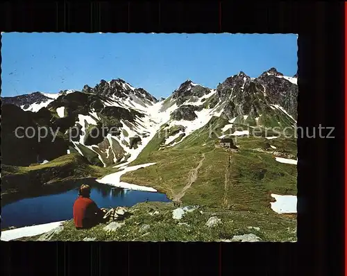 Pizolhuette am Wangsersee Wildseeluggen Schutzhuette Glarner Alpen