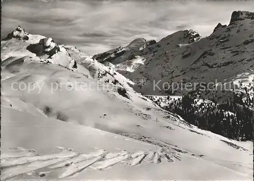 Tannalp mit Jochpass Titliskette und Engstlensee Berghaus Kat. Melchsee Frutt