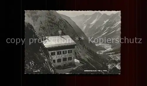 Karwendelhaus Schutzhaus Karwendelgebirge Blick ins Tal
