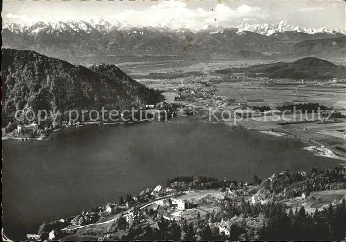 Annenheim Ossiacher See mit St Andrae Burgruine Landskron und