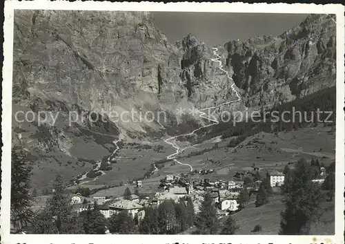 Leukerbad Panorama mit Gemmiweg Kat. Loeche les Bains