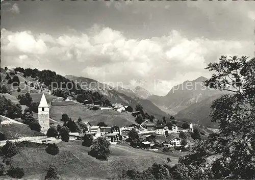 St Peter GR Gesamtansicht mit Alpenpanorama