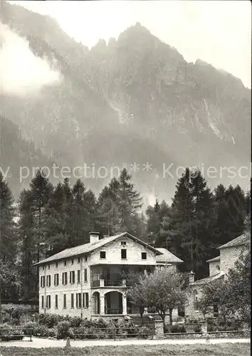 San Cassiano Badia Vicosoprano Villa Pia / Bozen Suedtirol /Trentino Suedtirol